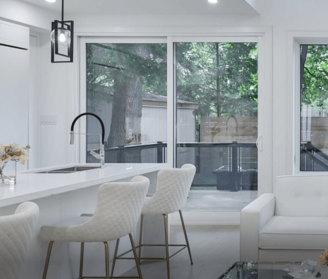 Moskitiery na drzwi balkonowe