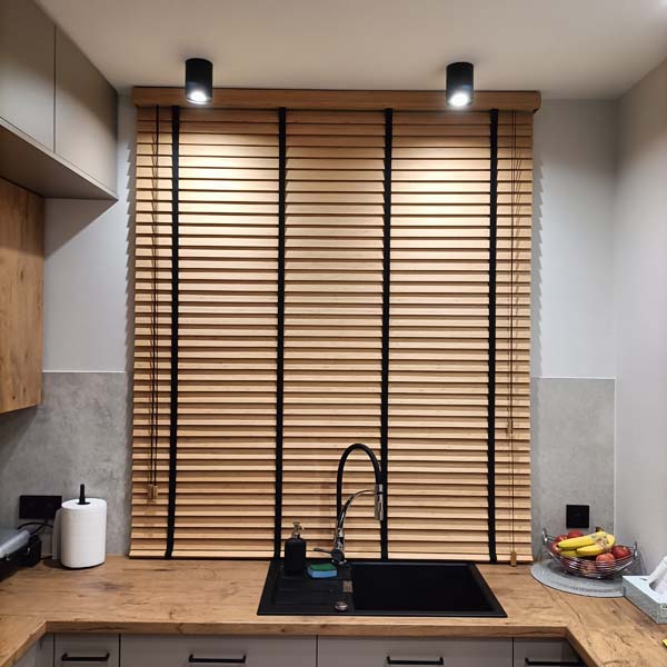 Żaluzje drewniane do kuchni