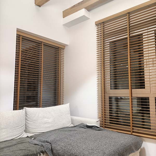 Nowoczesne żaluzje drewniane