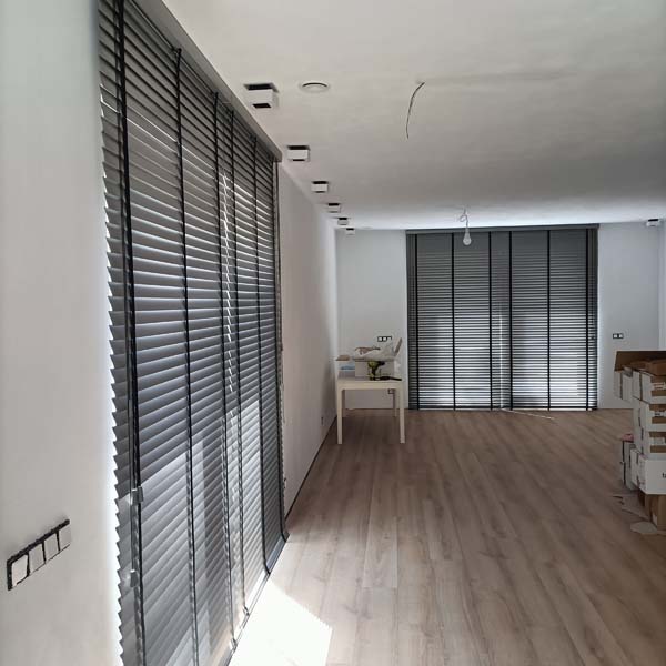 Żaluzje aluminiowe na wymiar Warszawa